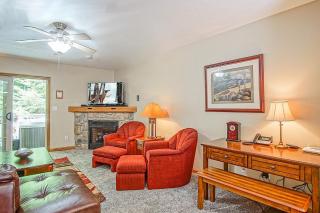 Creekside E17, Frisco Kid Retreat Jacuzzi Sleeps 11 - 7