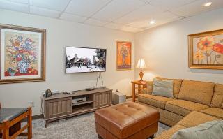 Creekside E17, Frisco Kid Retreat Jacuzzi Sleeps 11 - 4