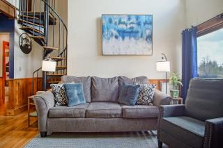 Whistlepunk 44 - 1 Bedroom with loft, Slopeside Complex - 6
