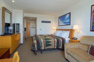 Expedition Station #306: Slope Side - For couples or W/ young children - 3