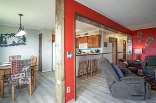 Summit 304B 3 Bedrooms 2 Full Baths - 1