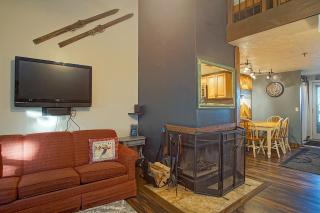 Mountain Crest 35 The Tree House at Snowshoe Superb And Comfy Sleeps 6 - 4