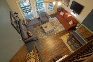 Mountain Crest 35 The Tree House at Snowshoe Superb And Comfy Sleeps 6 - 9