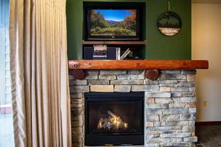 Rimfire 322-323: Combined 2 one bedroom units, Slopeside - 5