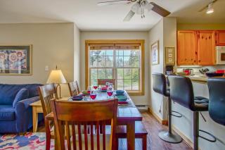 Camp 4 #21: 2 Bedrooms, 25 Baths: Slope Side, Gas Fireplace - 1