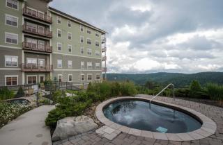 2 Br: Soaring Eagle #411: Luxury Lodging Great Amenities Slope Side! - 0