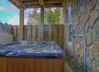 Shays Landing #6: 4 Bedrooms, 45 Bath: Pvt Hot Tub, Slope Side - 9