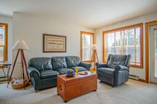 Camp 4 24: Slope Side, Cozy 2 BR with Shuttle Service - 6