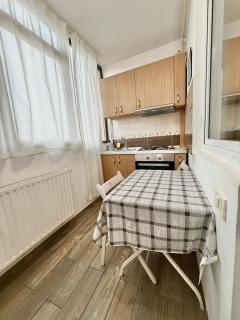 Militari Residence Tineretului 24 bloc 4 - 4