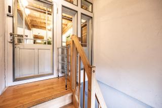 The R Loft - Cosy Hostel, Communal Bathroom and Kitchen - 7