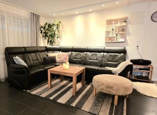 Große schöne Ferienwohnung mit kleinem Garten im Weinort Randersacker - 0