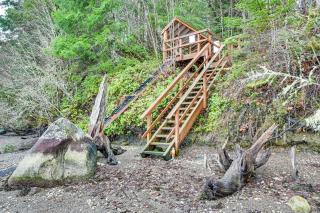 Private Beach, Stunning Views! Home on Oyster Bay! - 8