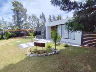 Hermosa casa en barrio privado Punta del Este - 9