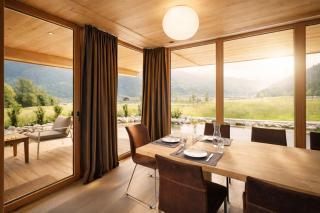 SportLodge RACING SUITE - AlpenLuxus Collection - 3