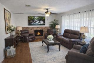 Stylish Home with Fenced Yard Dog Friendly - 1