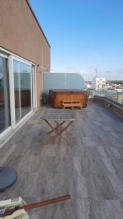 Luxurious Modern Penthouse - 6