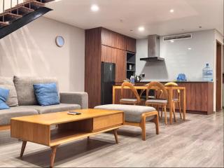 Solari 15F Duplex Suite with Nhat Tan Bridge View - 7