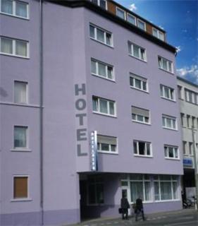 Alfa Hotel Frankfurt - 1