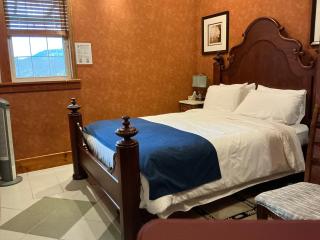 Blackbird Glen Bed and Breakfast, Glenmore, Kelowna, BC - 8