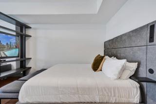 4006 - Lux Miami Studio City Bay Views - 4