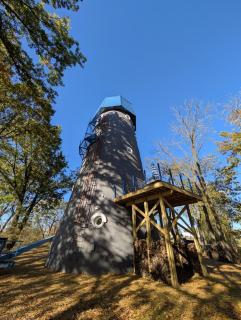 The Grand Landmark 5-Story Windmill Retreat - 7