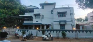 Brown Spring Home Stays - 9