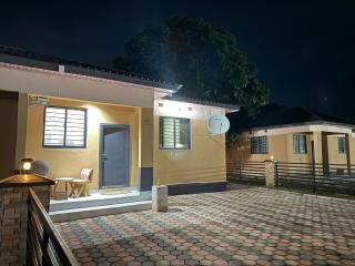 Stand alone Executive 2BR villa in Emerald Hill Estate Move In Ready All Comfort - 0