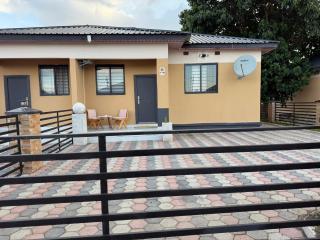 Stand alone Executive 2BR villa in Emerald Hill Estate Move In Ready All Comfort - 1