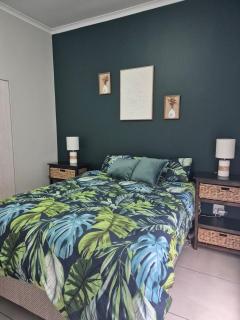 Dolphin Leap Unit - 2