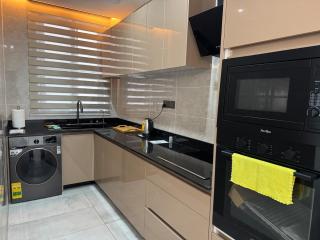 Luxury 1BR Unit, in a gated community - 2