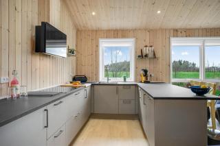 Wooden House With Direct Access To The Sea - 9