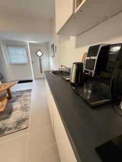 Zentrale Citywohnung mit Küche & privatem Zugang - 5