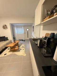 Zentrale Citywohnung mit Küche & privatem Zugang - 9