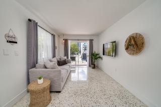 Wynwood Charm, at the Heart of the Art! - 5