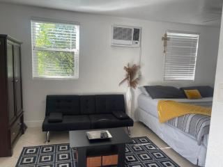 Master King Suite by Hard rock stadium and casino - 8