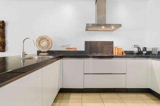 Bon Bida Di Sol with a stylish interior a mature palm garden and a peaceful setting - 2