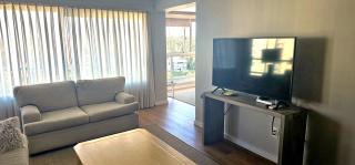 apartamento a estrenar frente al mar - 2