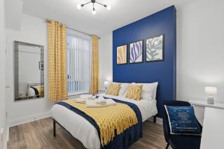 Big Group Stay, 11 bedroom 6 bathroom 4x parking by StayByNumbers - Belfast - 4