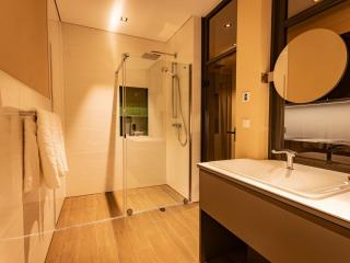 OHANA-Suite by ZZN in Emden - 2