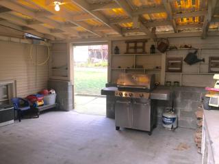 Sunny, Family Friendly Old Ballard Charm - 4