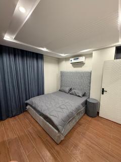 Stylish 1BHK Retreat Eiffel Tower bahria town - 0