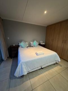 Chintsa Breeze Self Catering Apartment - 8