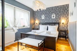 Kunst Apartment, mit Hundertwasserbad und Terrasse, Hund willkommen! - 9