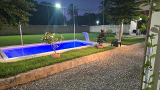 Casa de praia com campo de futebol e piscina - 6