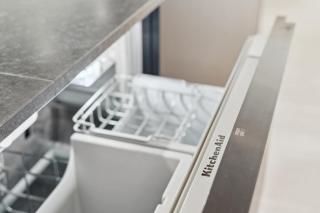 Luxury Stay by Freetown & Canals - 6