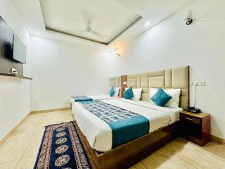 Hotel Galaxy Delhi Prime By G K Group Near IGI Airport - 5