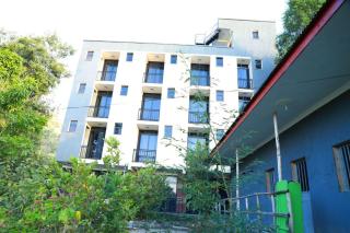 Kings Land Hotel - 1