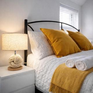 Sandy Beaches Portrush - Steps from Beach & Dining - 2