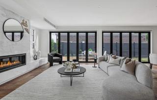Luxury Four Bedroom Family Retreat in Camberwell Melbourne - 9