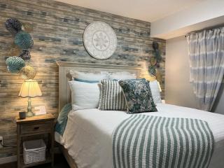 Harrison Lakeside Retreat - 0